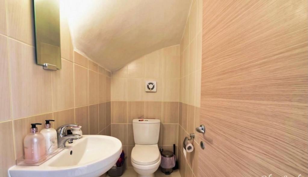 Protaras Ionian Breeze House 10 Minutes Walk From The Beach พาราลิมนี ภายนอก รูปภาพ