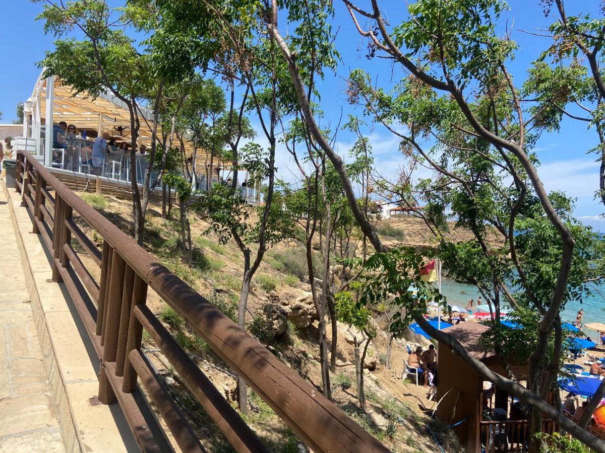 Protaras Ionian Breeze House 10 Minutes Walk From The Beach พาราลิมนี ภายนอก รูปภาพ