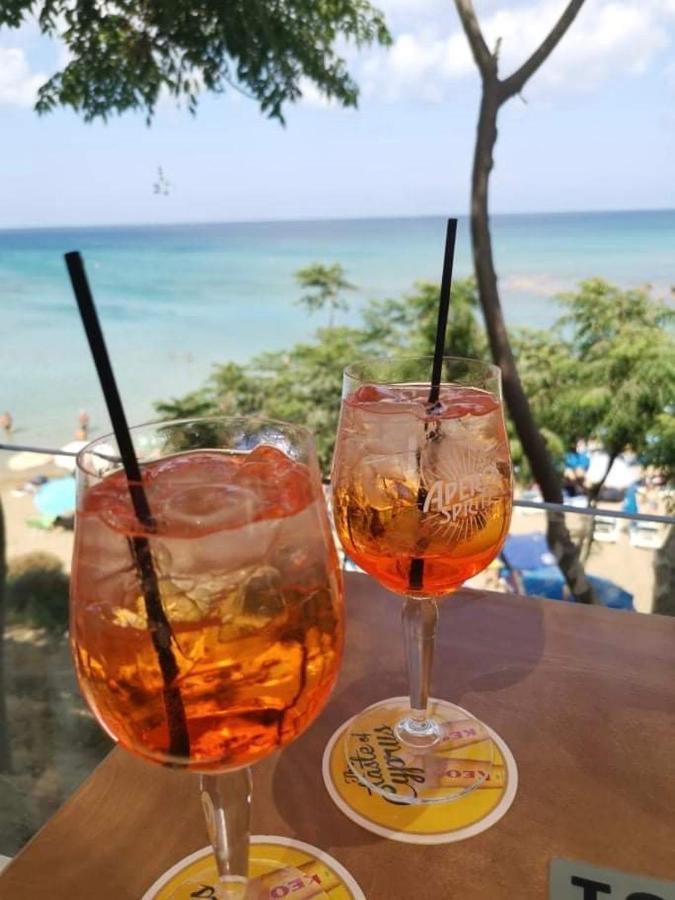 Protaras Ionian Breeze House 10 Minutes Walk From The Beach พาราลิมนี ภายนอก รูปภาพ